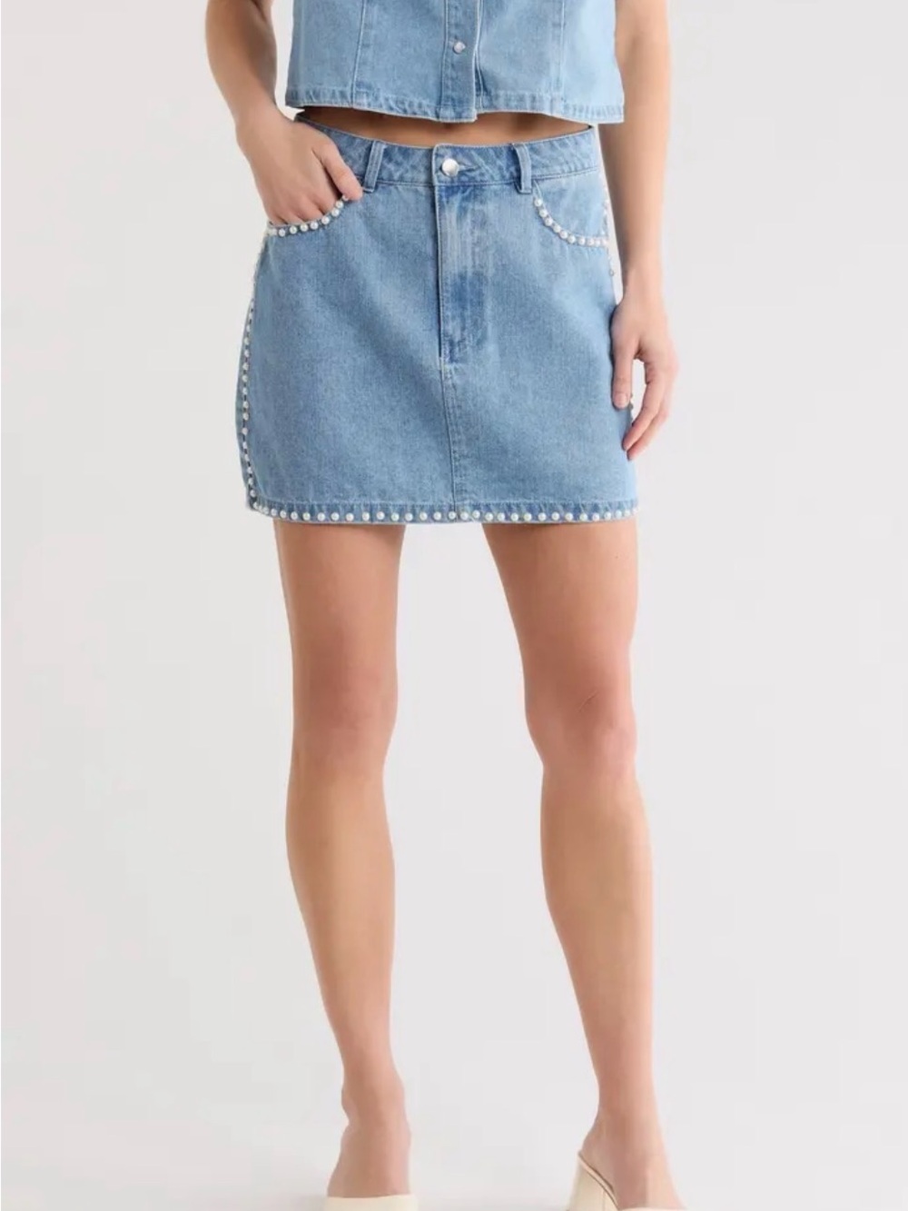 Vigoss Pearly Stud Trim Denim Miniskirt